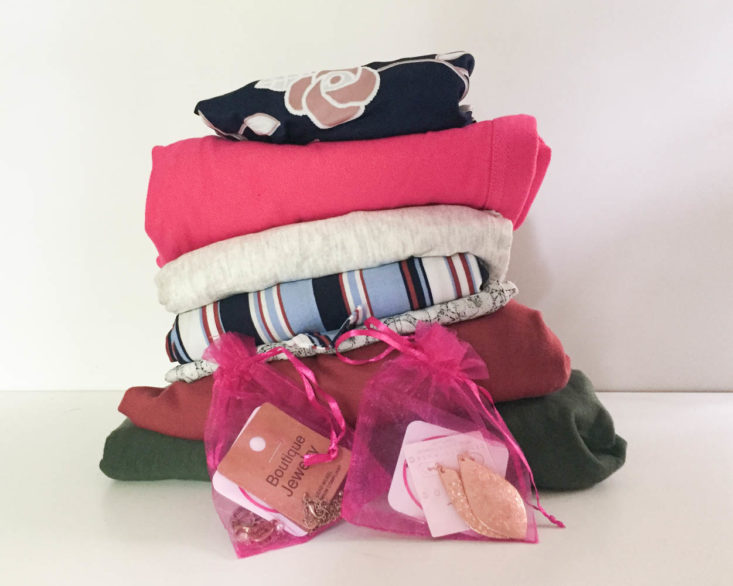 The 18 Best Women’s Clothing Subscription Boxes in 2023