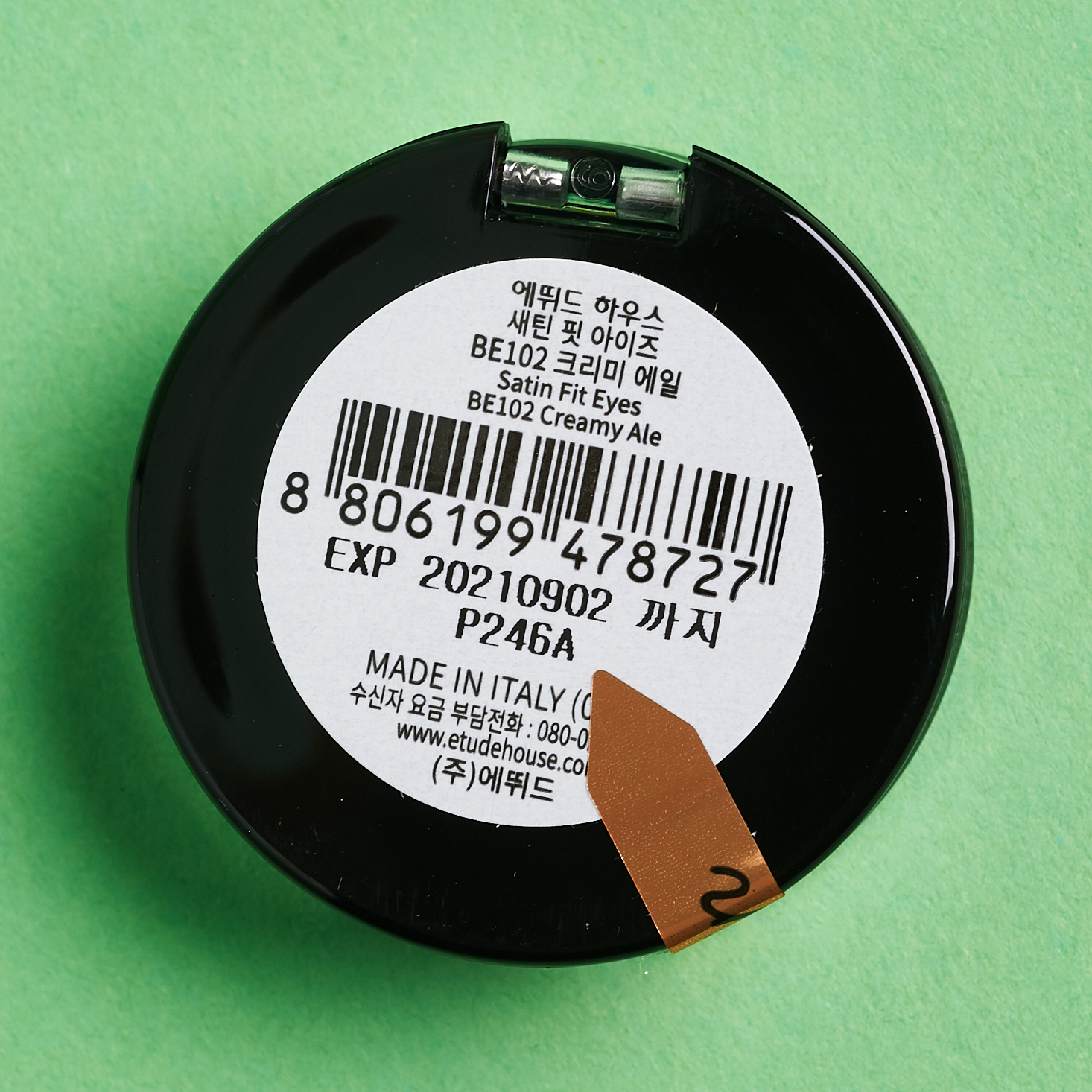 bottom of Etude House Satin Fit Eyeshadow in Creamy Ale