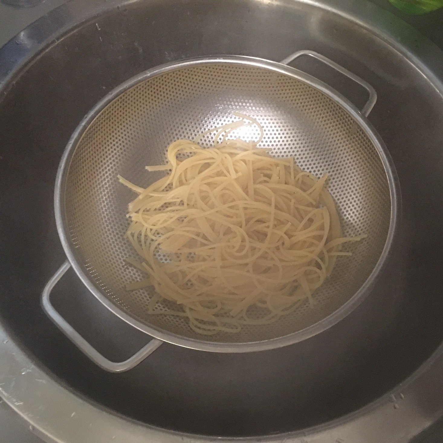 shrimp florentine drained spaghetti