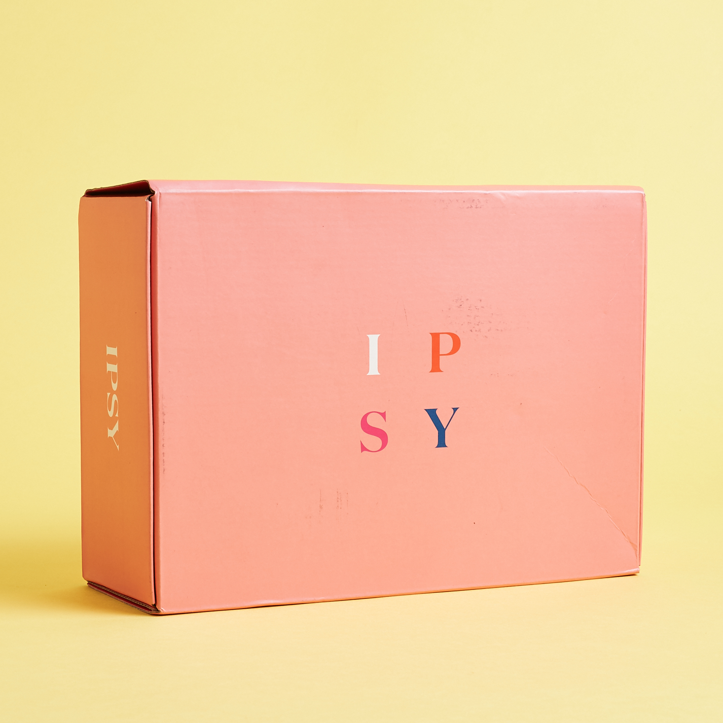 Ipsy Reveals Are Up for the December 2020 Glam Bag Ultimate!