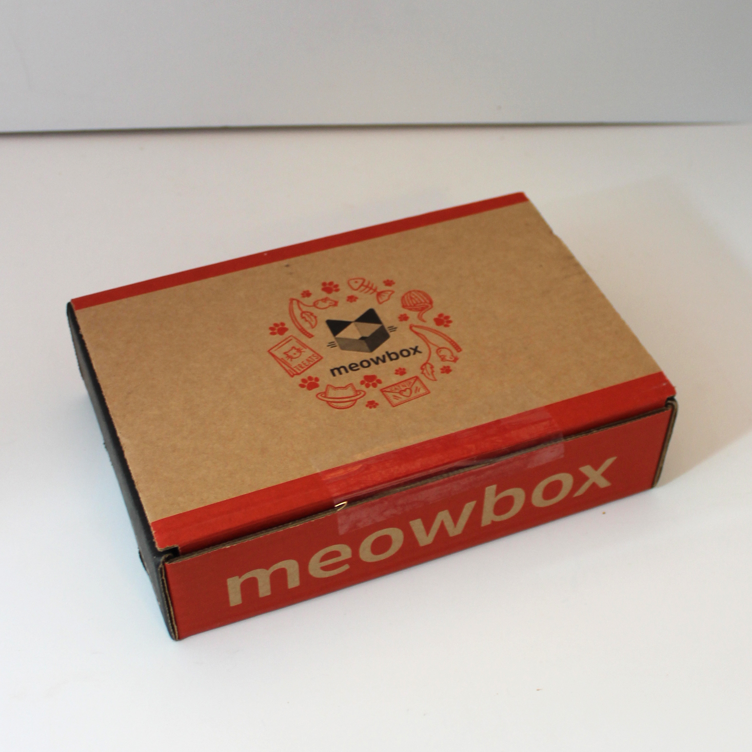 meowbox Cat Subscription Box Review + Coupon – October 2019