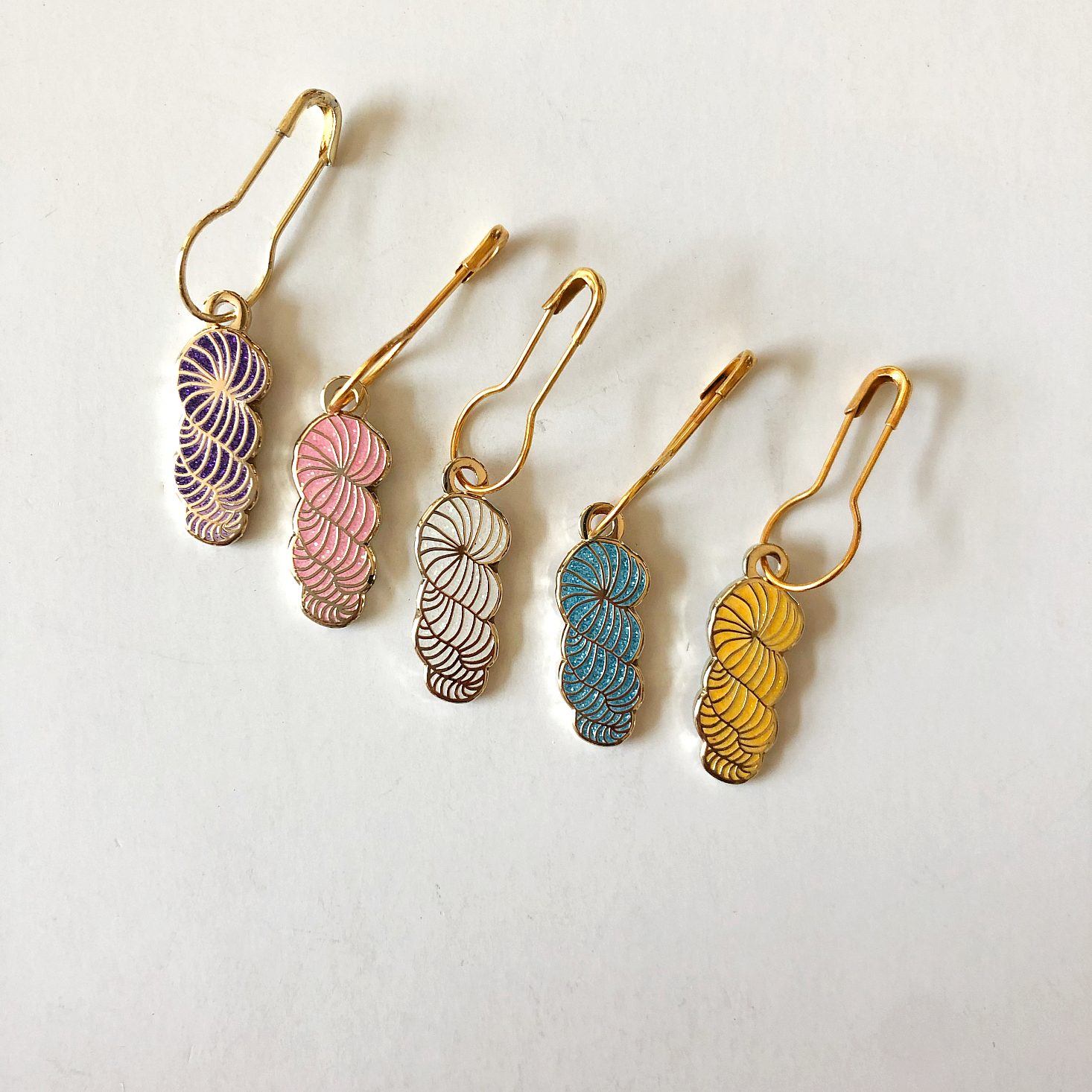 KnitPicks Review September 2019 stitch markers laid out