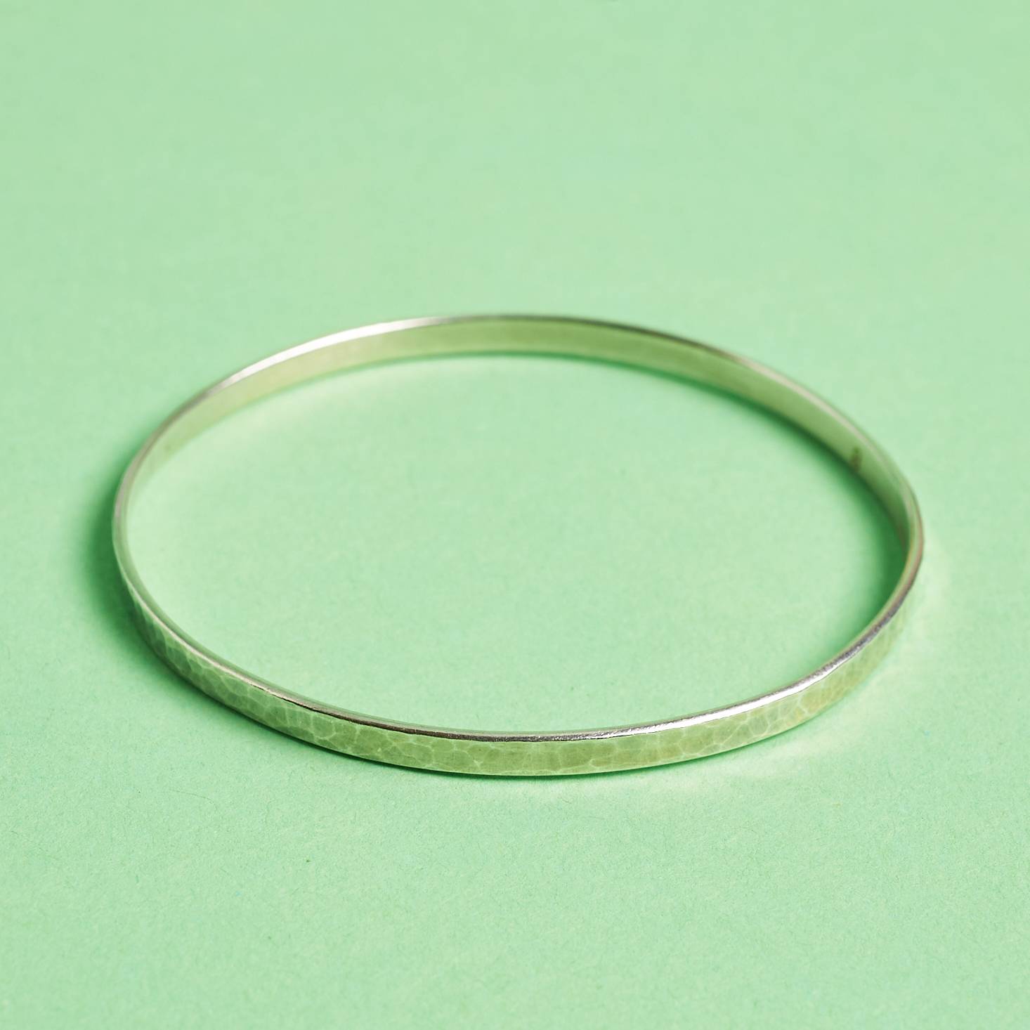 thin silver bangle