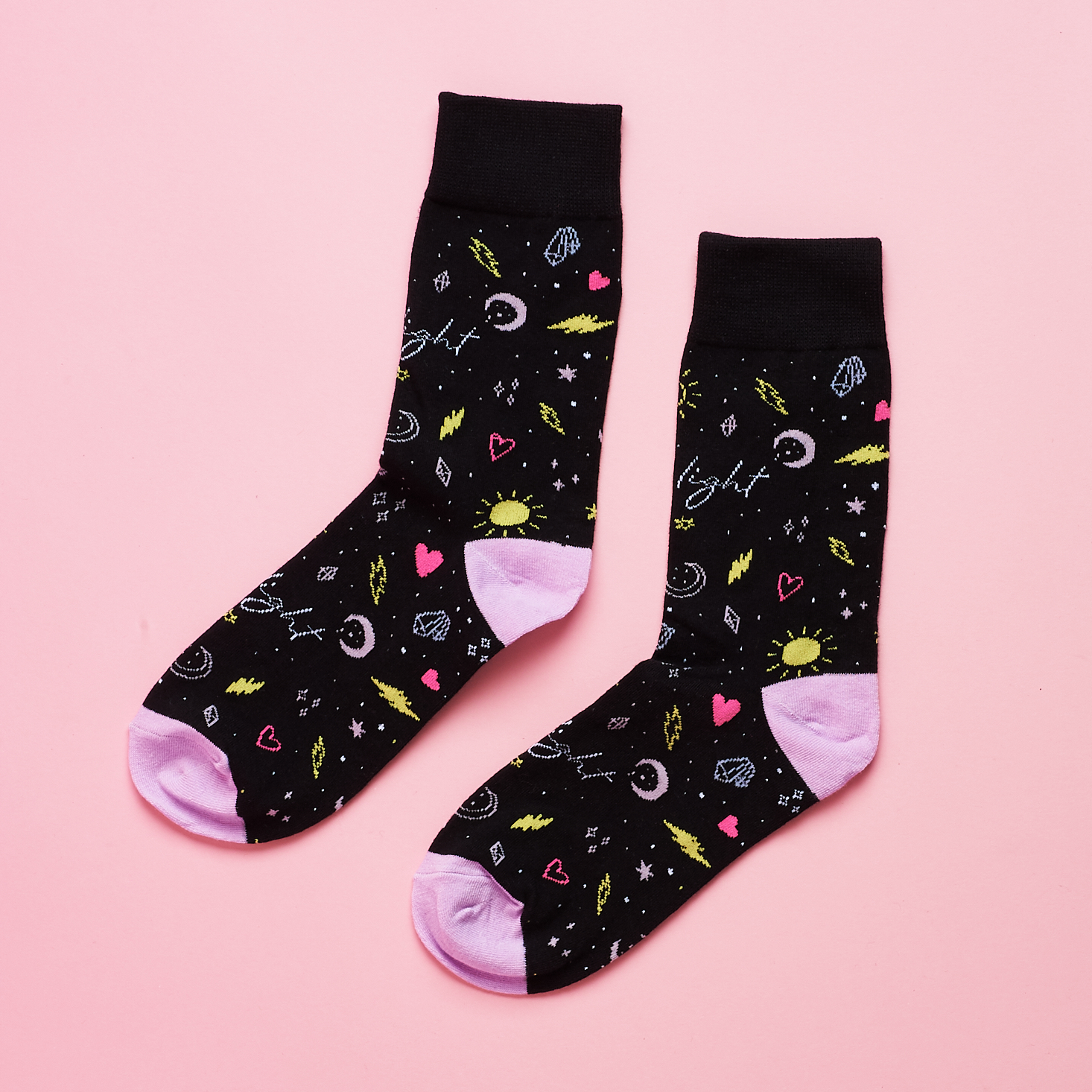 space printed socks with lilac toes