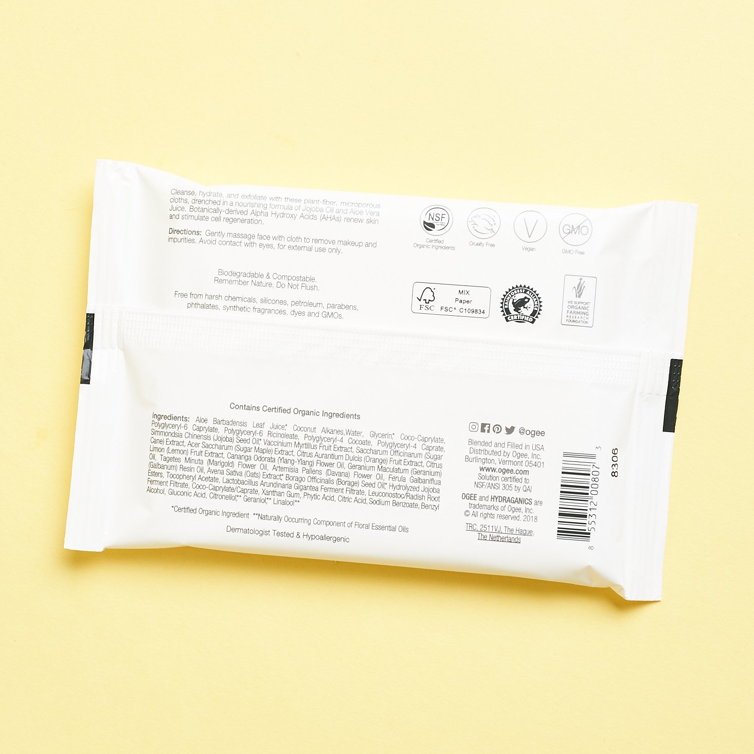 back of Ogee Gentle Glow Cleansing Cloths