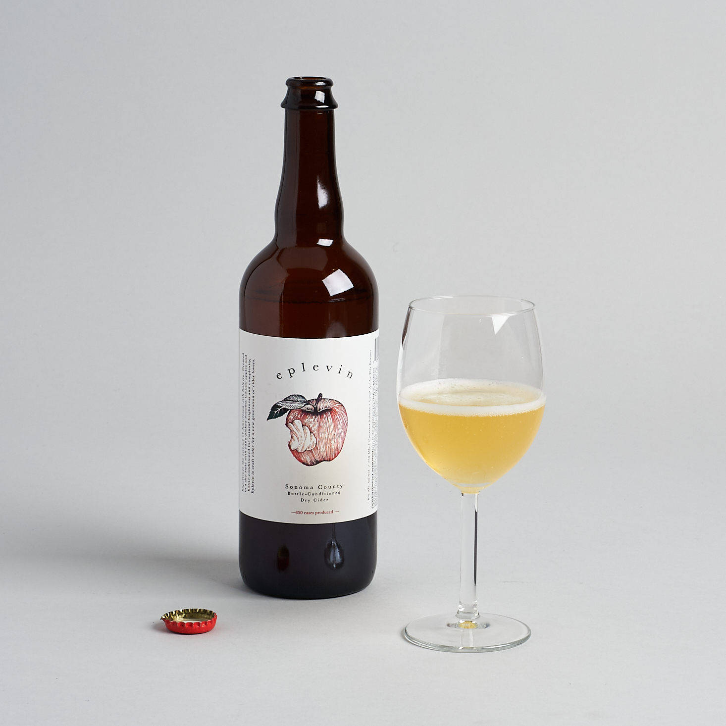 NV eplevin cider bottle and glass