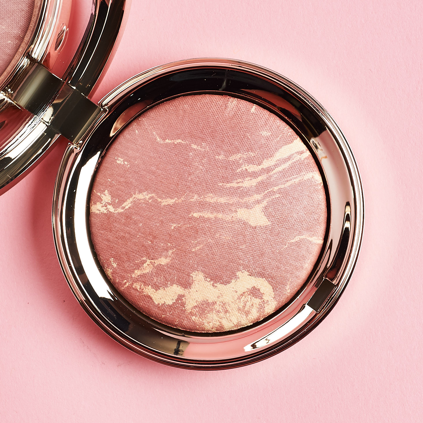 pink and champagne dome shaped swirled blush pan