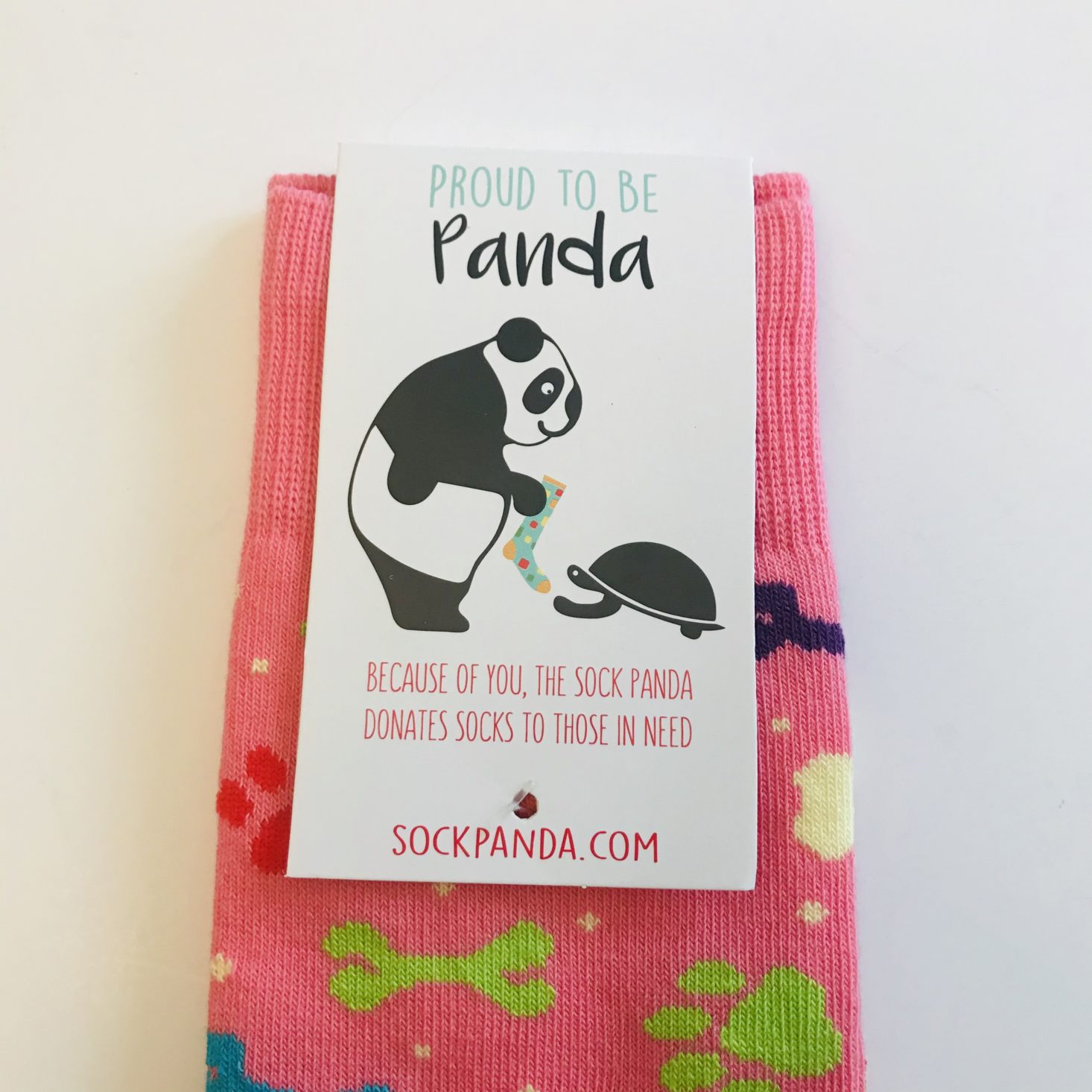 Sock Panda Women December 2019 front tag of paw socks