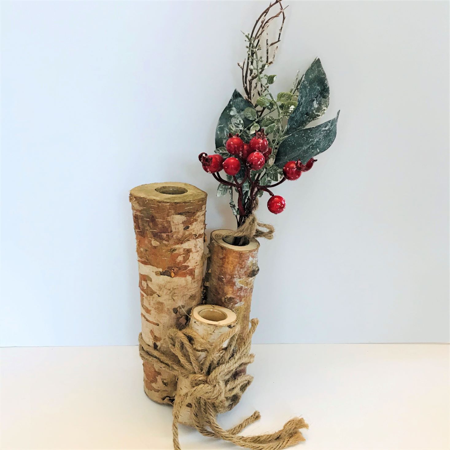 Habitation Box December 2019 tube with bouquet in it