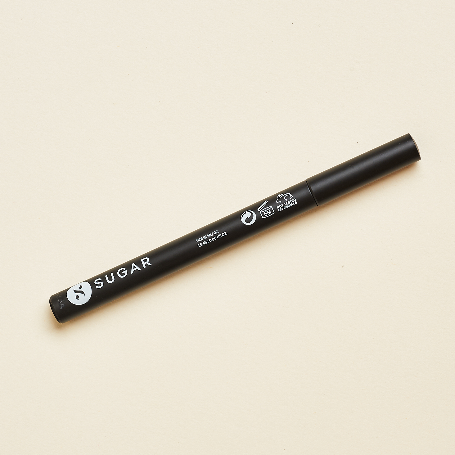 black eyeliner pen