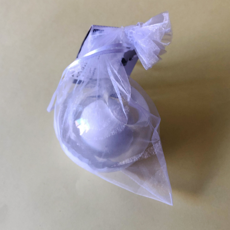 Super Chewer December 2019 Ball bag