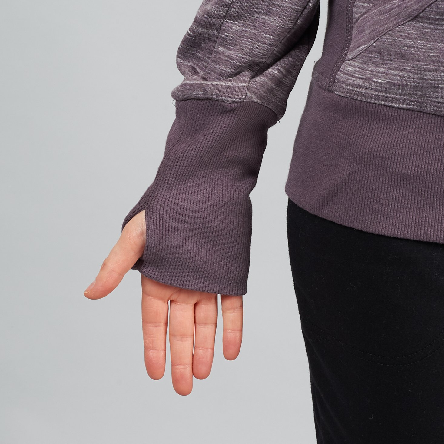 Wantable Fitness Edit February 2020 fitness hoodie with thumb holes