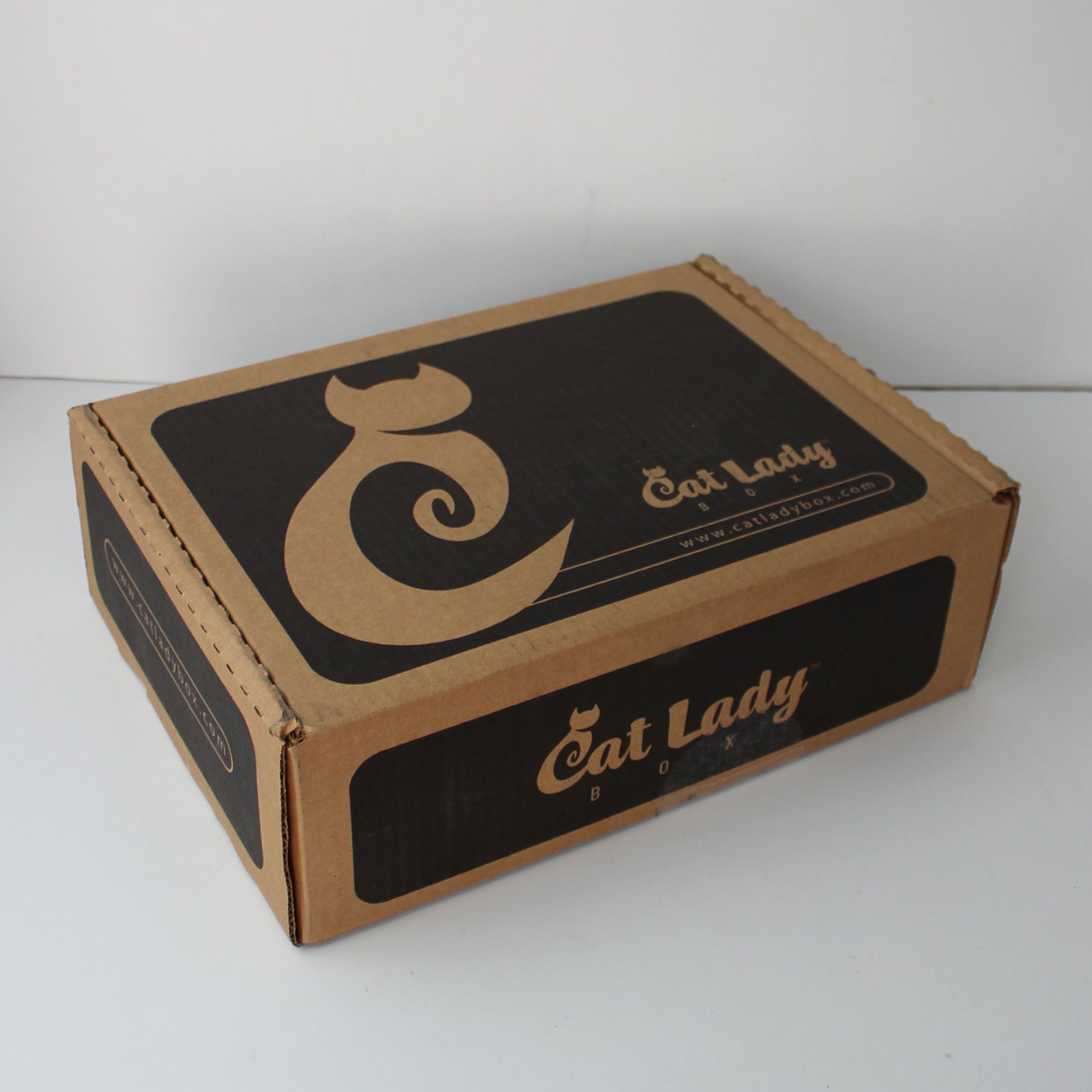 CatLadyBox Subscription Box Review – March 2020