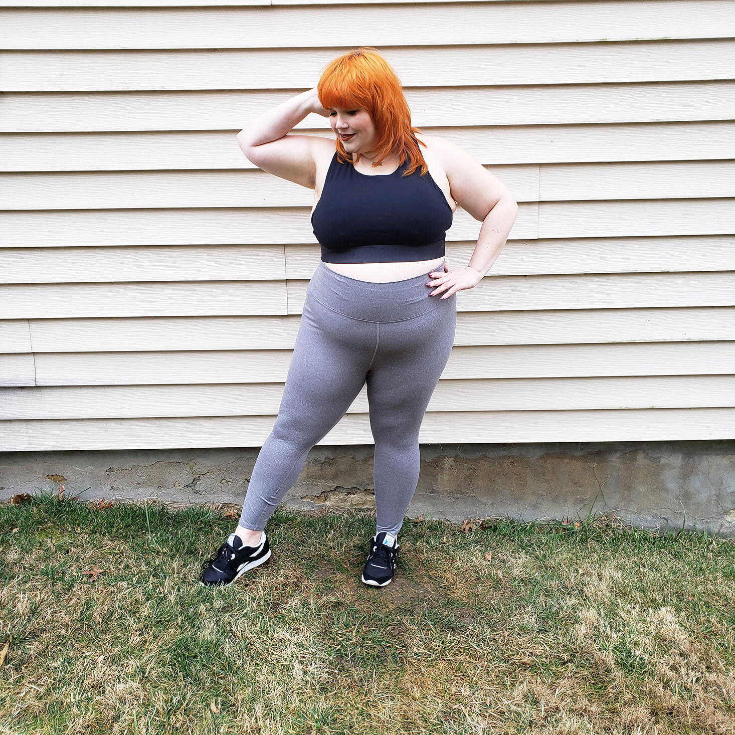 Fabletics VIP Plus Size Psychedelic Y2K Outfits 2022 Review + Coupon