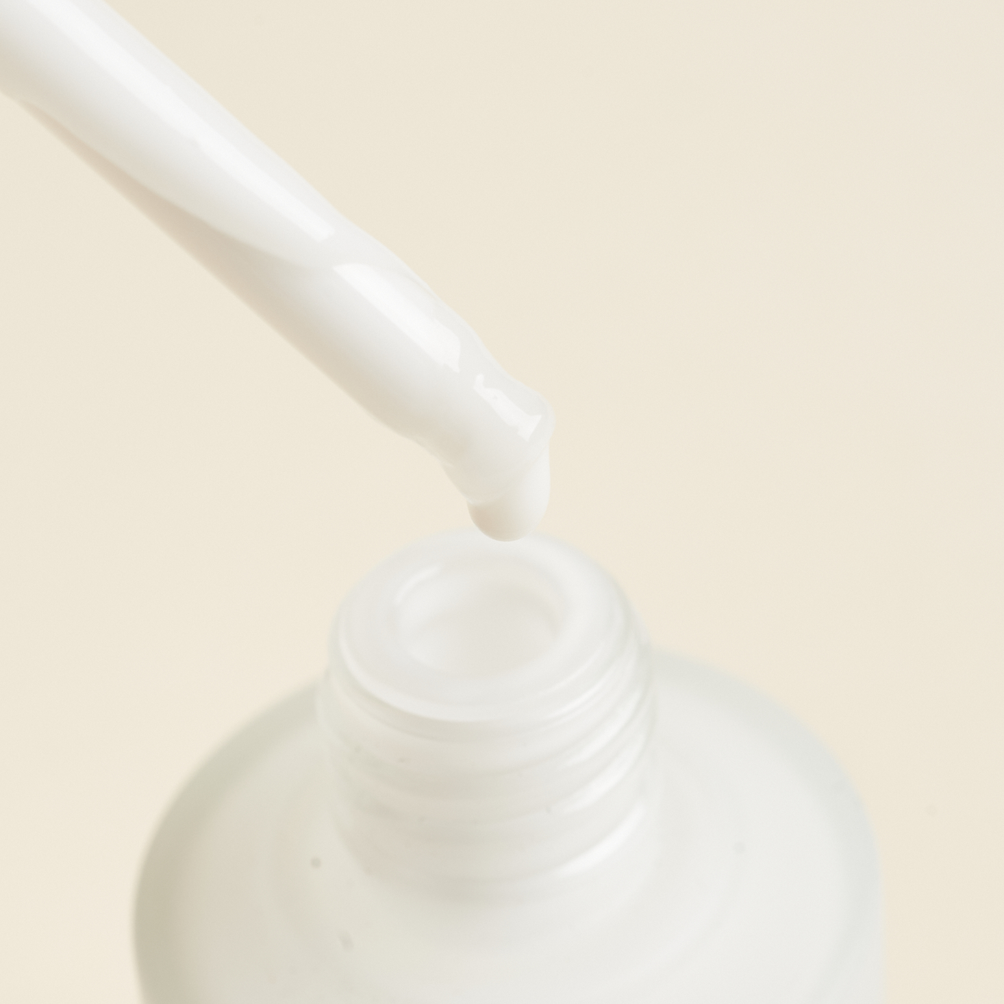 dropper close up for Double Dare Jet Super Hydrating Skin Care⁣⁣