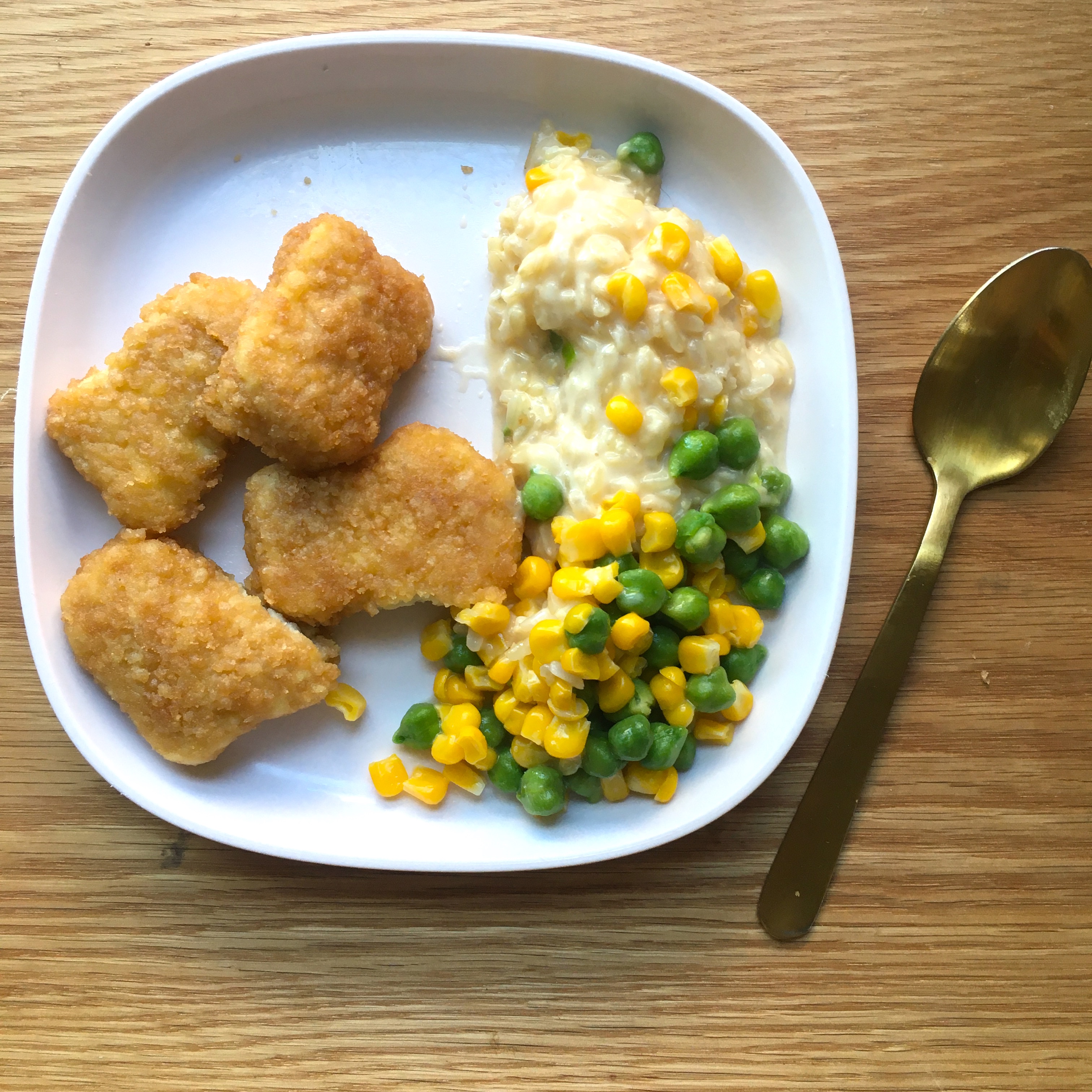 Yumble Subscription chicken nuggets, cheesy rice, and veggies meal