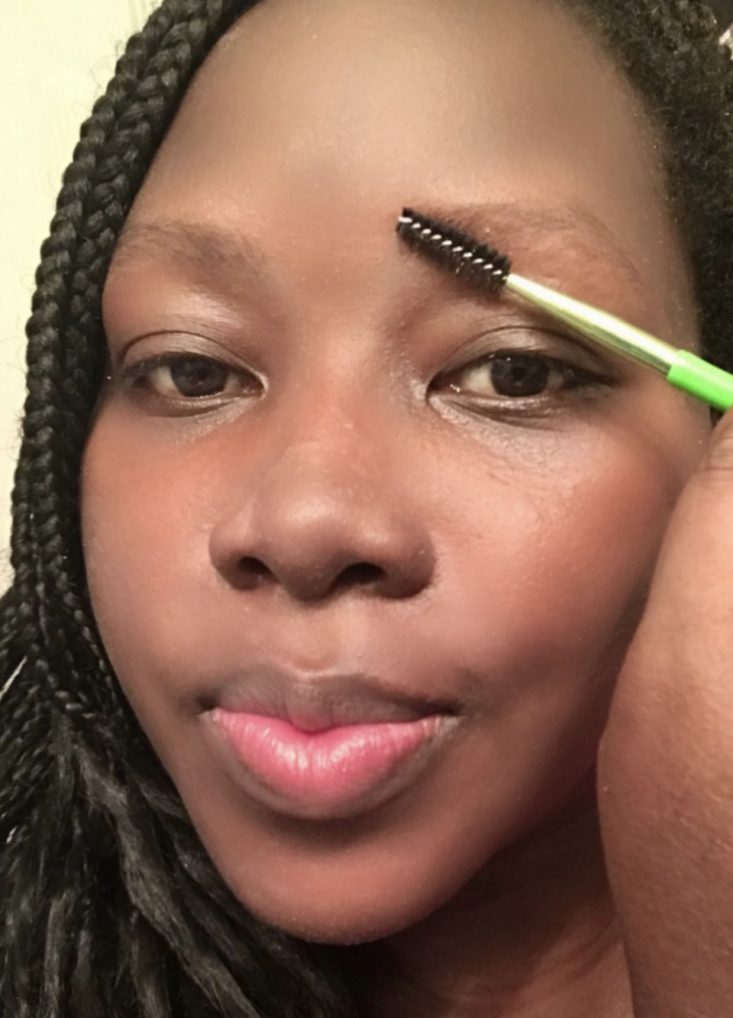 Boxycharm Tutorial April 2020 - Using The 2 Sided Green Brush, Brush Side