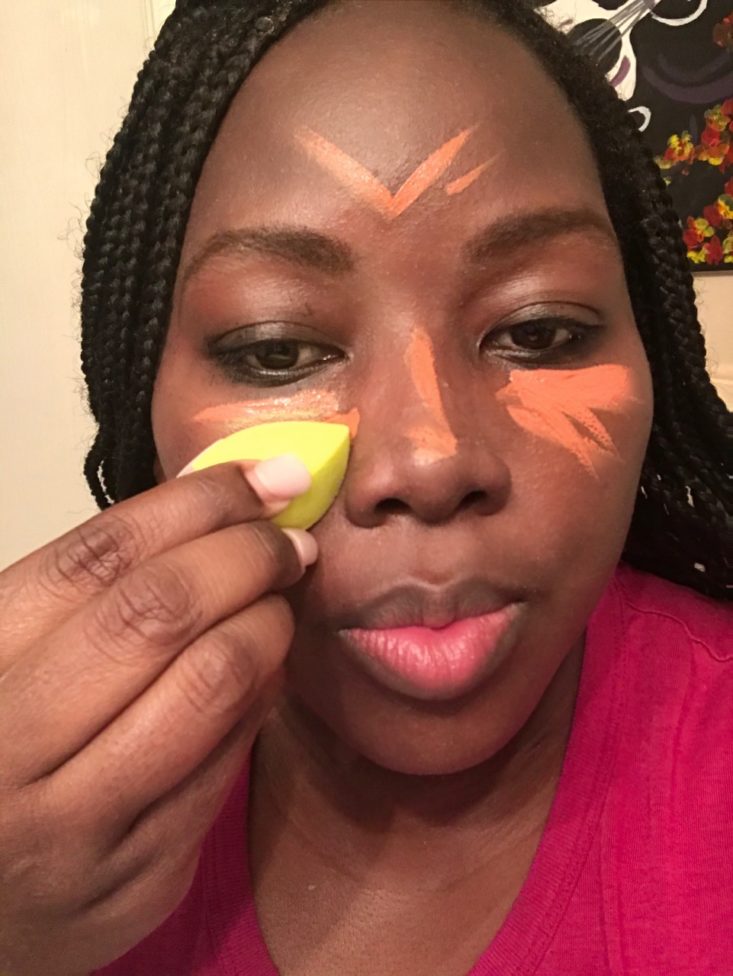 Boxycharm Tutorial April 2020 - Using The Small Sponge Adding Orange Concealer