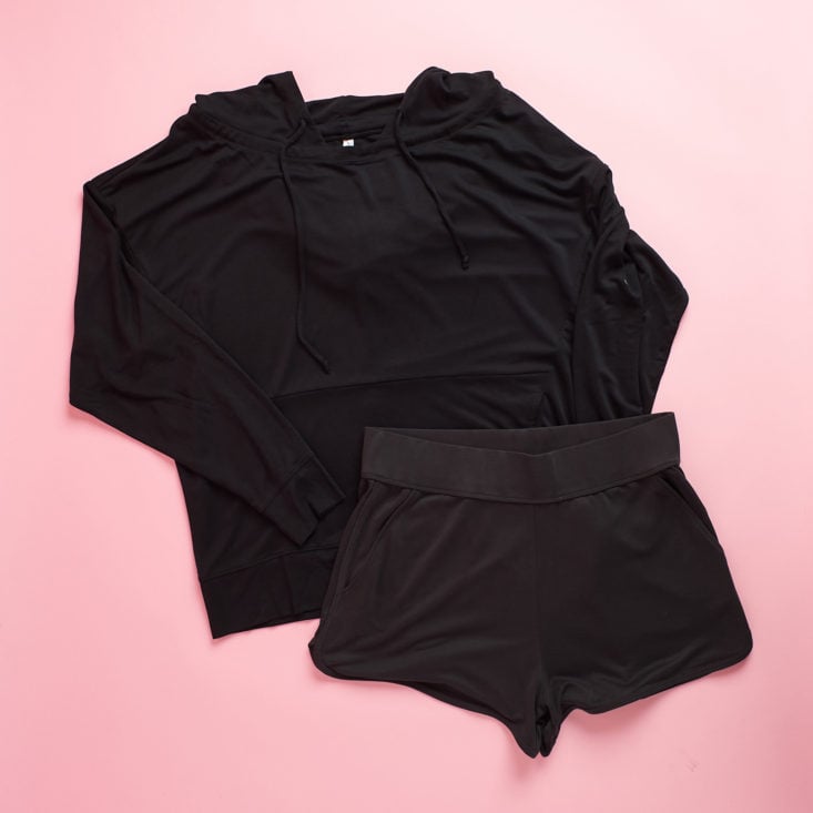 Fabletics Take It Easy 2-piece bundle in black.