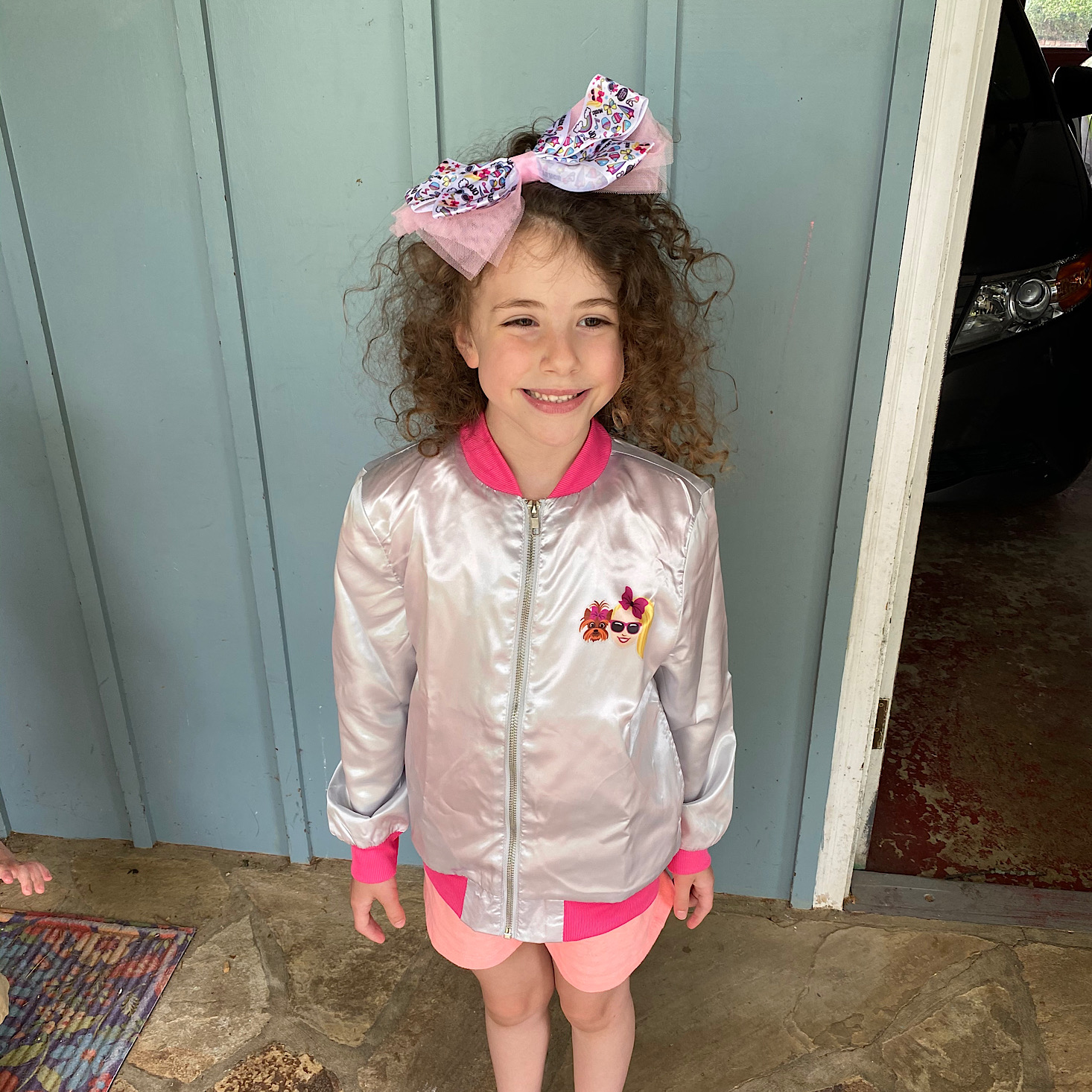 The JoJo Siwa Box Review – Spring 2020