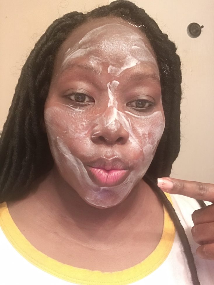 Boxycharm Tutorial May 2020 - Wearing The GlamGlow Mask