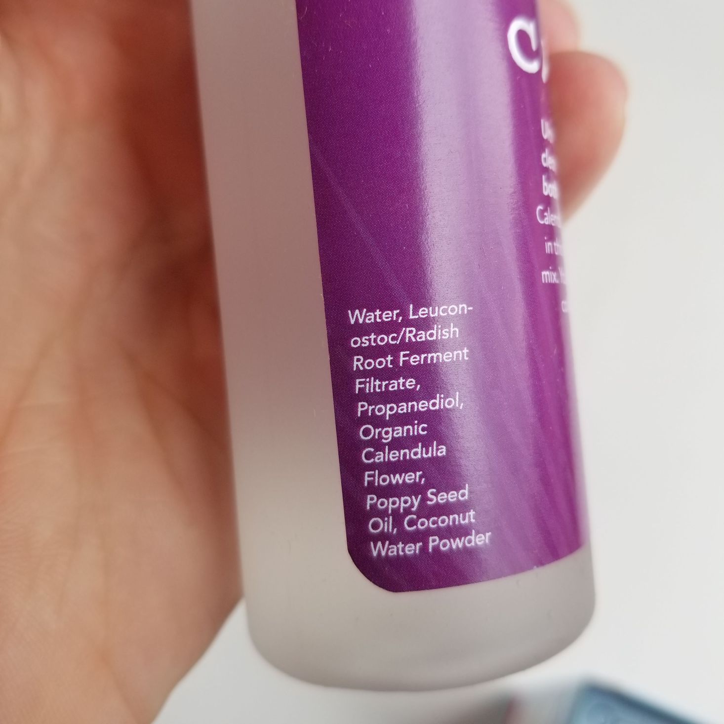 Ecocentric Moms Box May 2020 spray ingredients