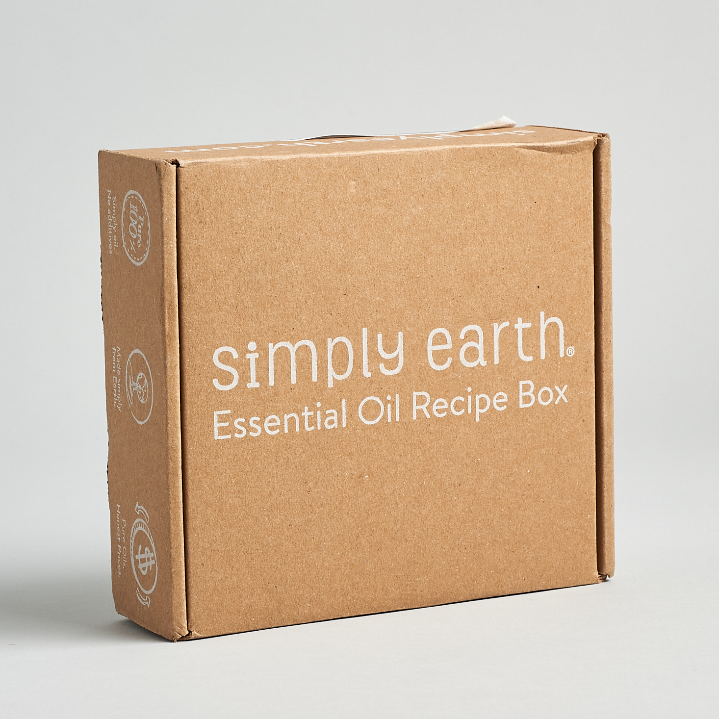 Simply Earth Essential Oil Recipe Box Review + Coupon – May 2020