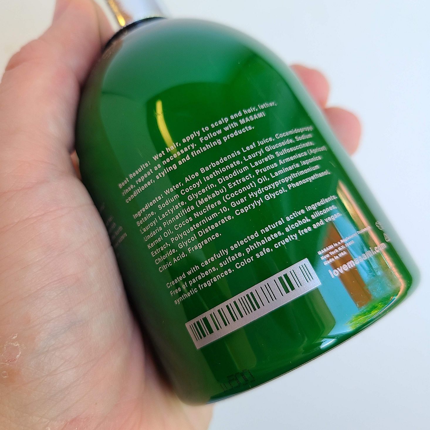 Ecocentric Moms Box June 2020 shampoo label