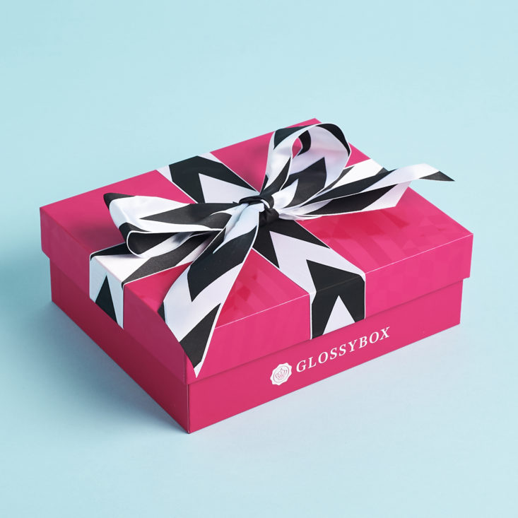 Glossybox August 2020 subscription box unboxing and review