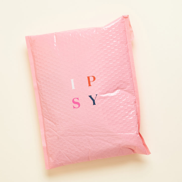 Ipsy Glam Bag Plus August 2020 unboxing and review