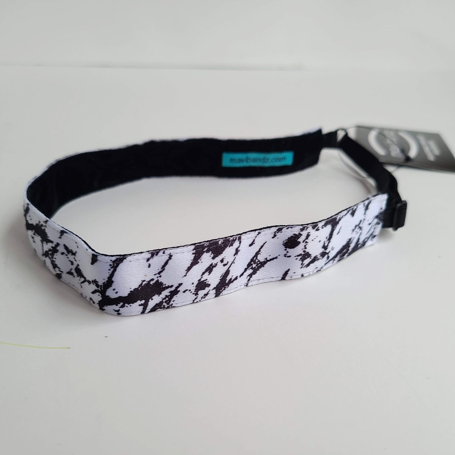 Ecocentric Moms Box August 2020 hairband 2