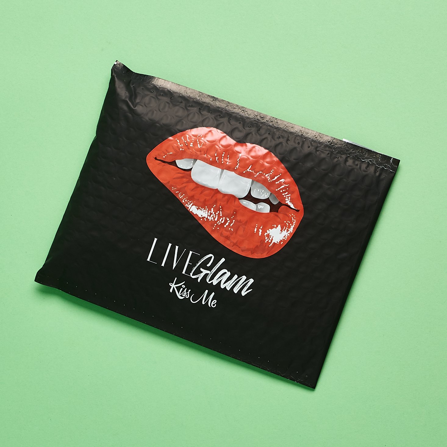 LiveGlam Lippie Club Lipstick Review + Coupon – September 2020