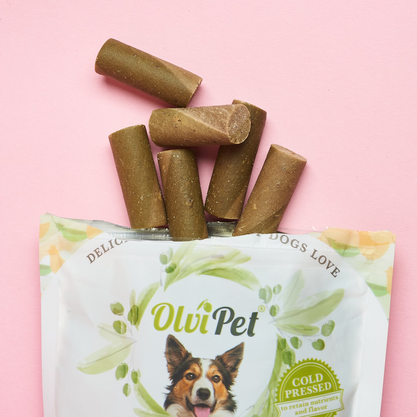 PupBox Adult August 2020 Treats Close