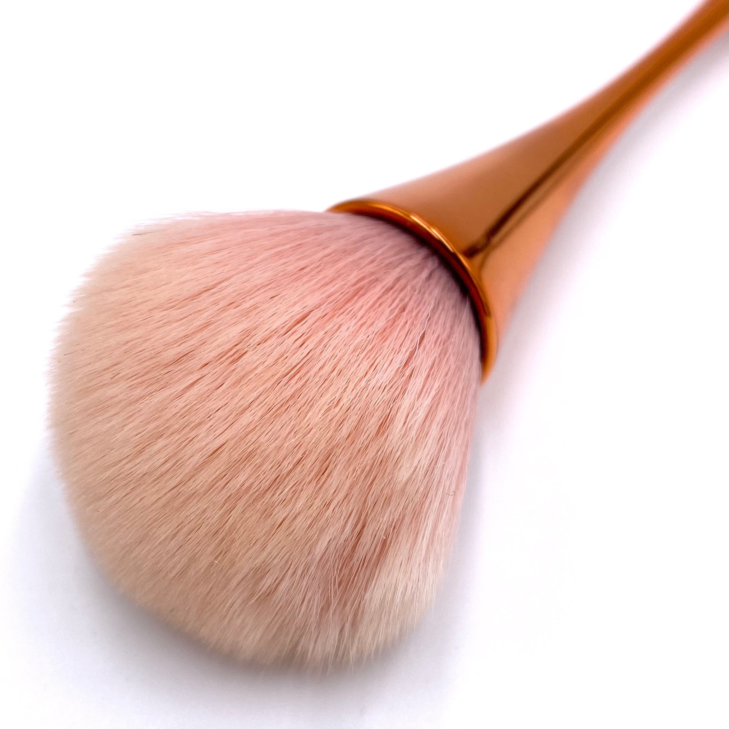 Beem Box Beauty Beem Powder Brush Close-Up for the Beem Box September 2020