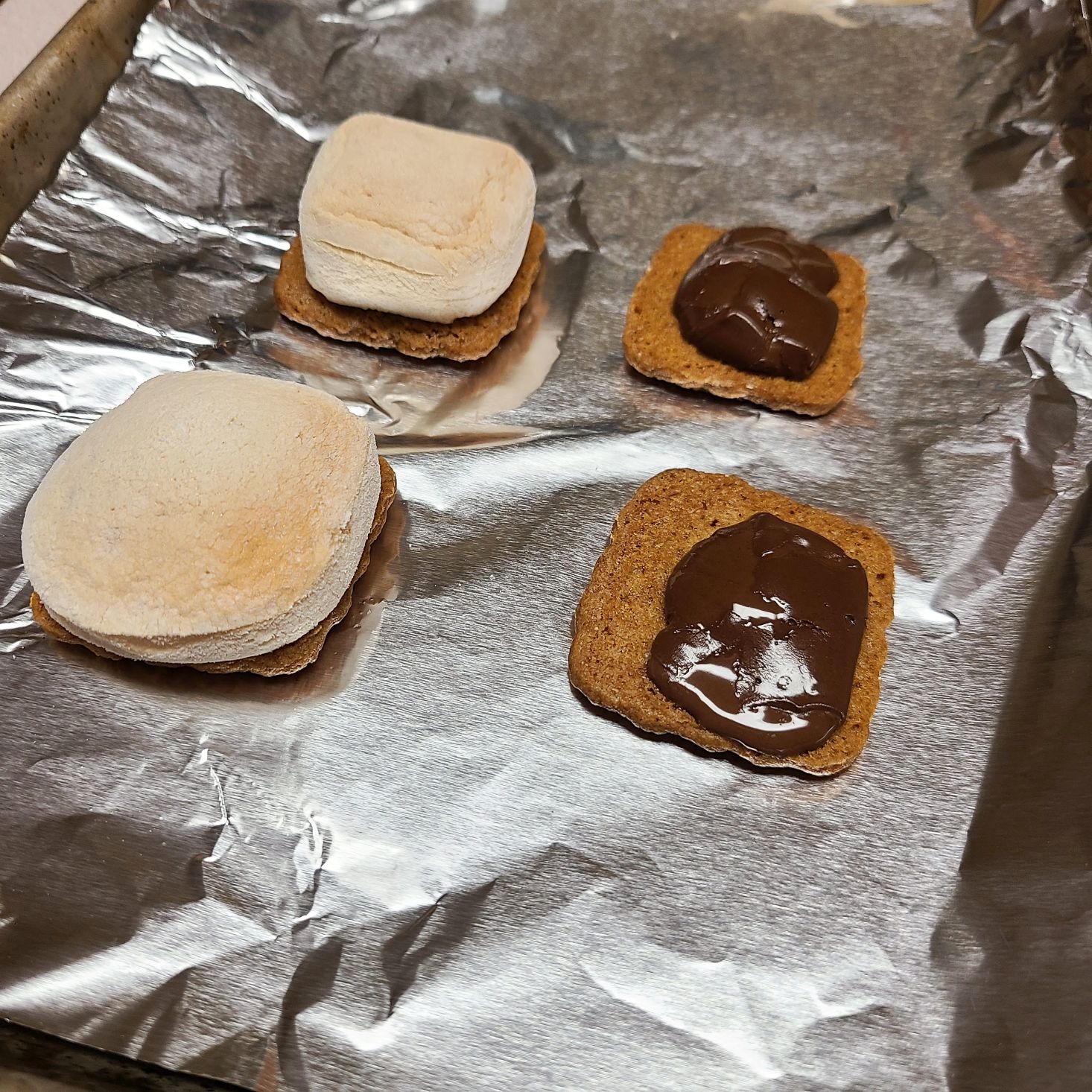 Marhsmallow Of The Month October 2020 oven smores