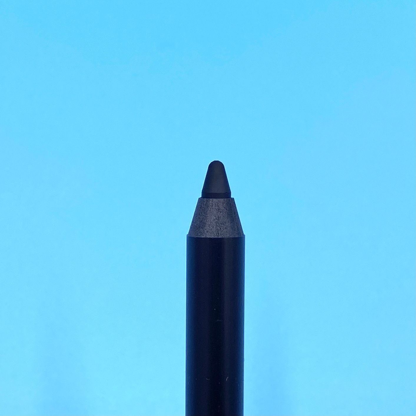 Doucce Ultra Precision Eyeliner in Black Close-Up for Ipsy Glam Bag October 2020