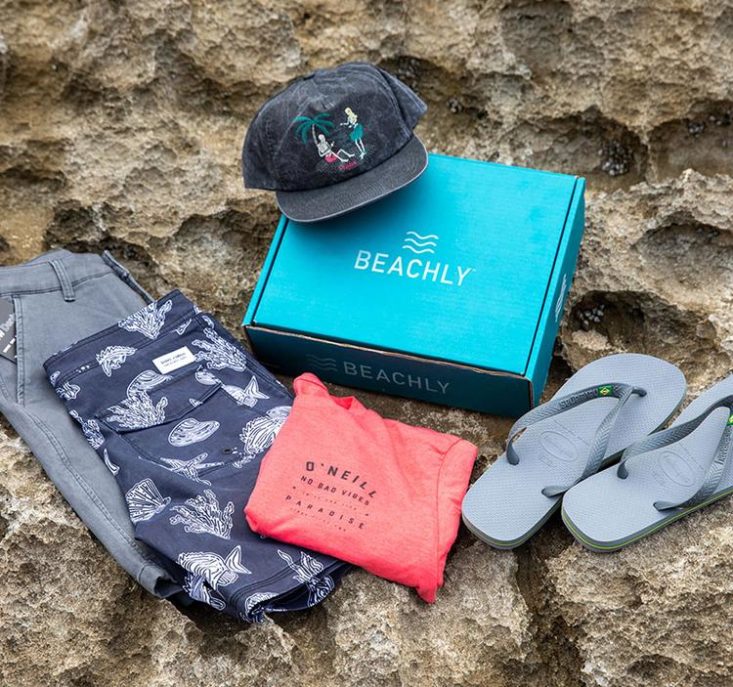 Beachly Spring Box contents