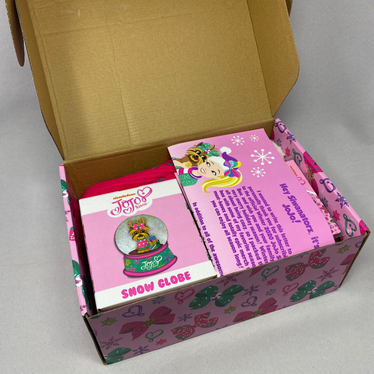 The JoJo Siwa Box Winter 2022 Review