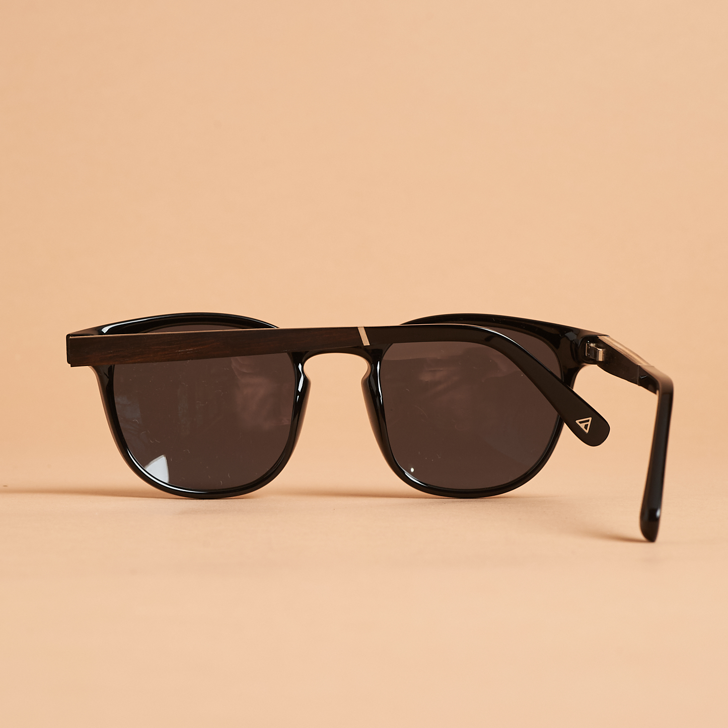 Schwood sunglasses from Cairn subscription