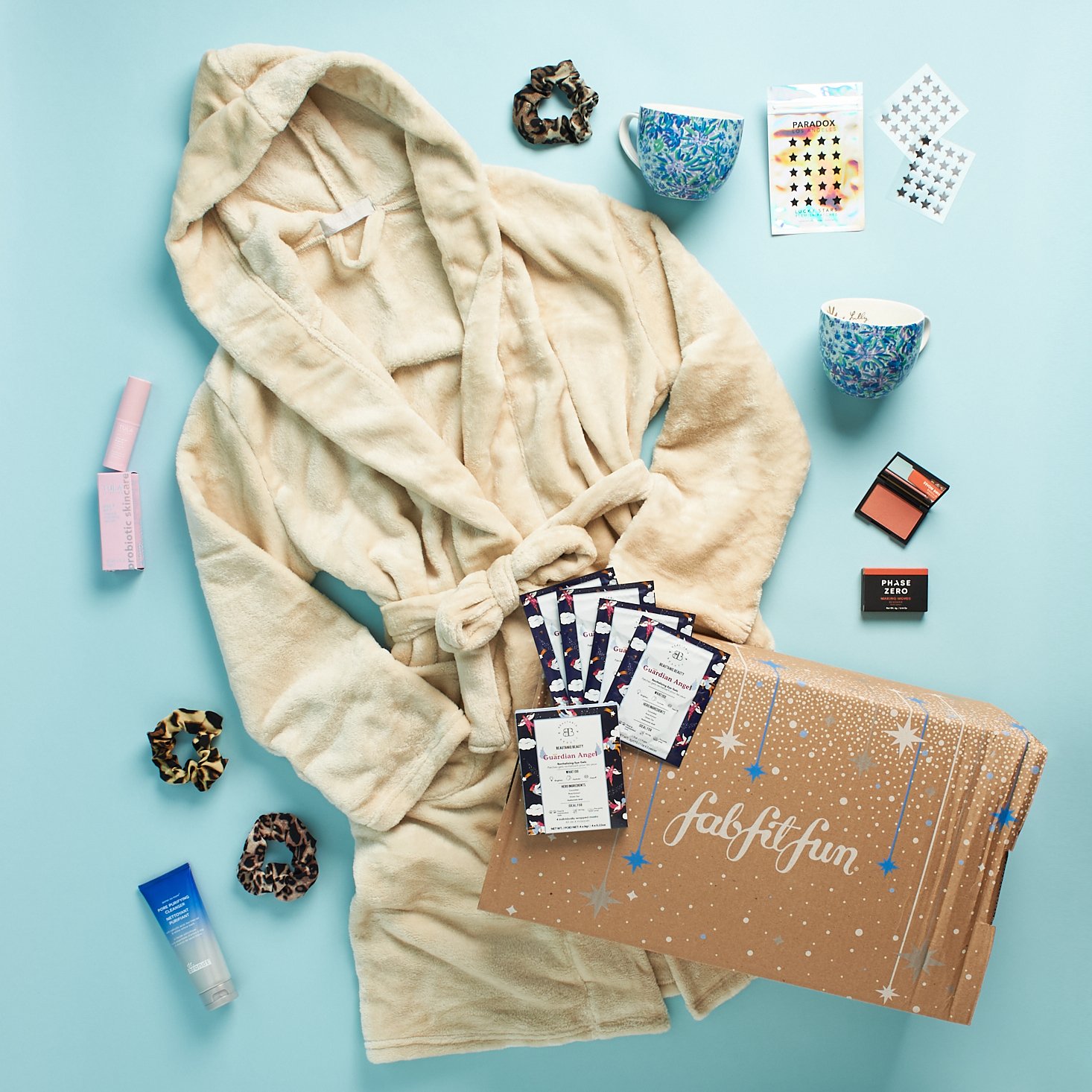 All contents of the Winter 2020 FabFitFun box.