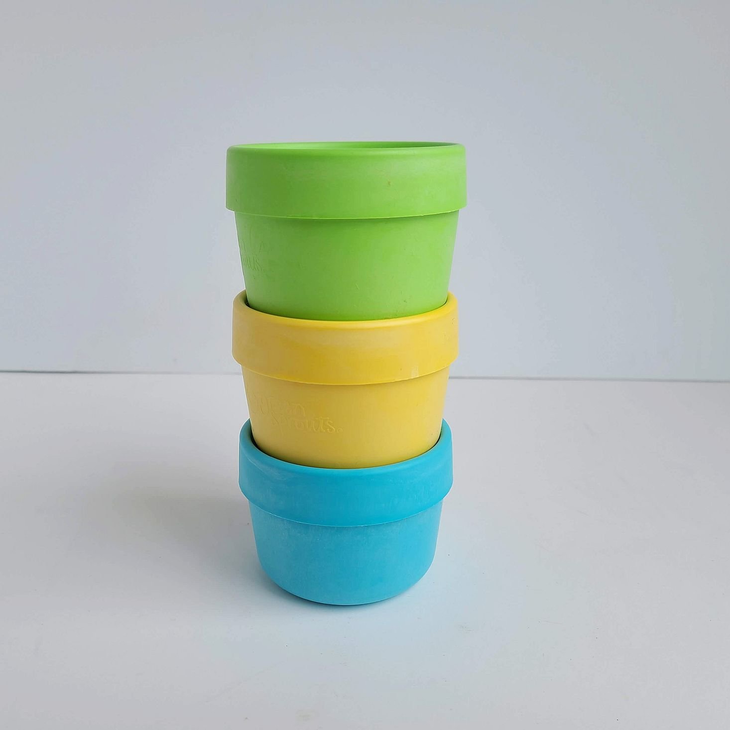 Ecocentric Moms Box November 2020 snack cups unboxed