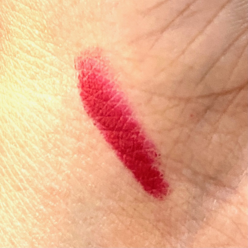Seraphine Botanicals Quince + Crimson Long-Lasting Velvet Lip : Cheek Crayon Swatch for Nourish Beauty Box December 2020