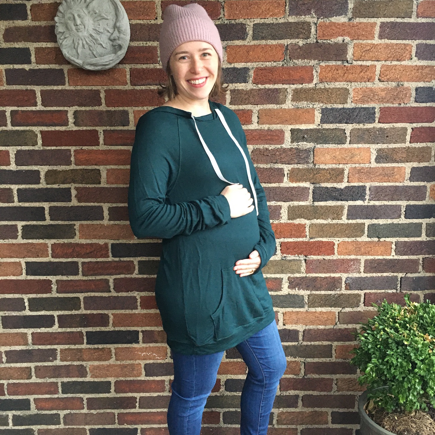 Stitch Fix Maternity clothes on model