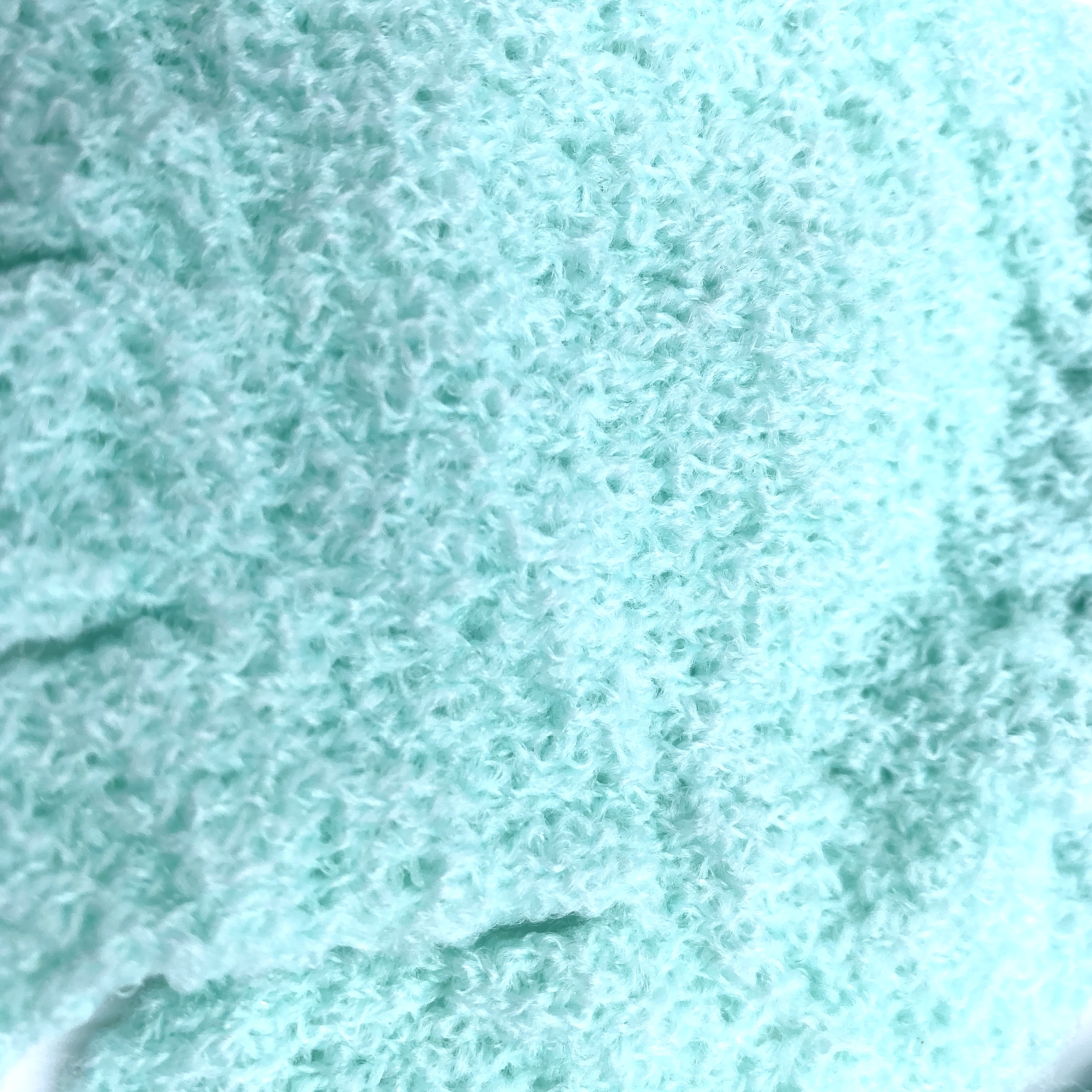 CleanLogic Exfoliating Bath Gloves Close-Up for Cocotique January 2021