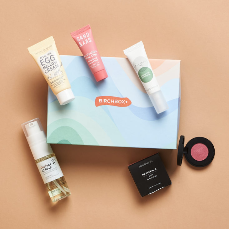 All contents of Birchbox Clean Beauty Box from February 2021