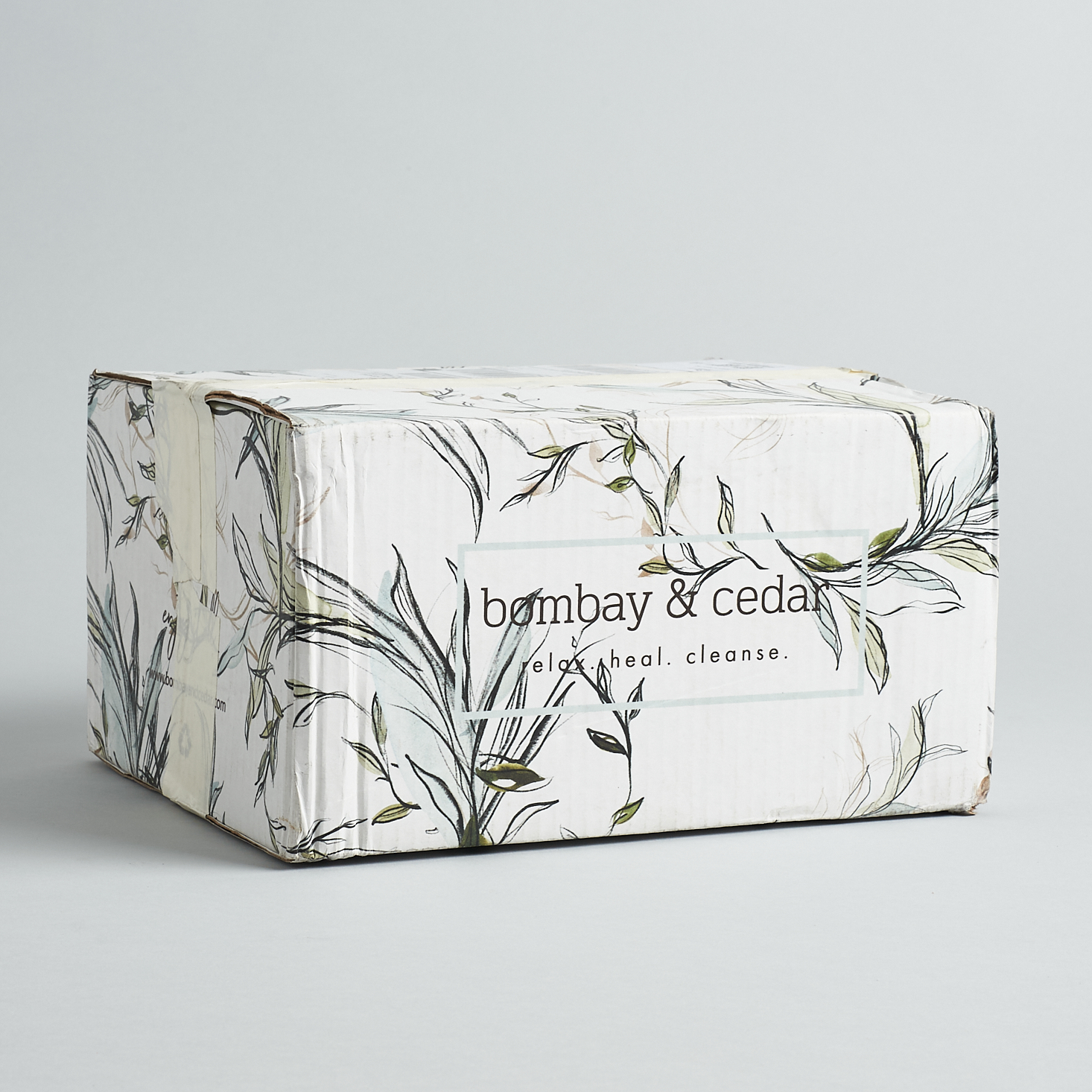Bombay & Cedar Lifestyle Box Review + Coupon – December 2020