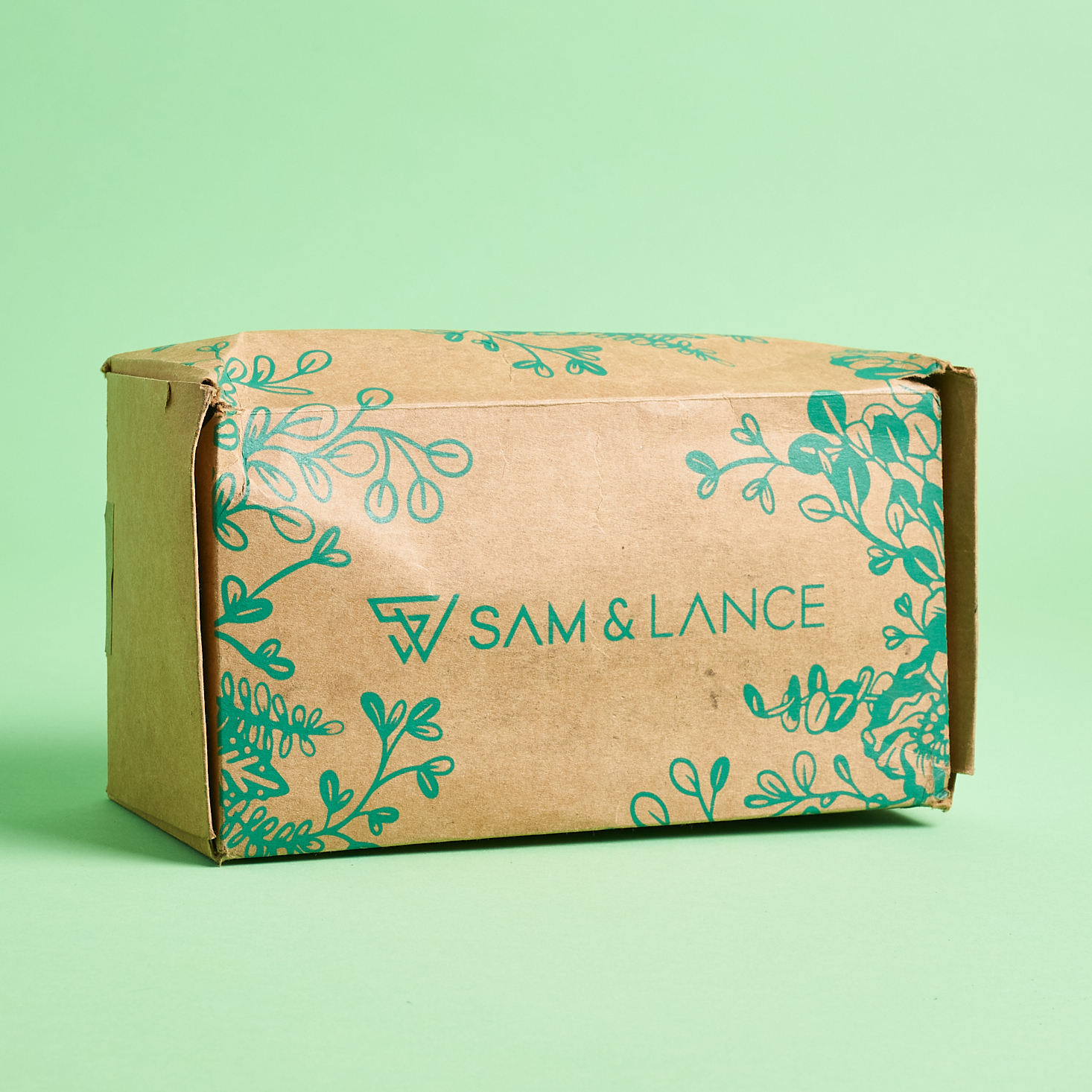 SAM & LANCE Sustainable Subscription WINTER Box Review