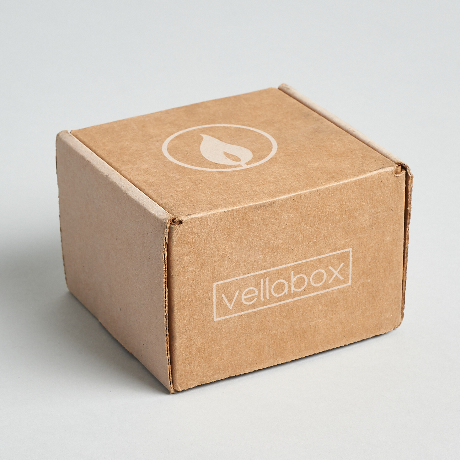 Vellabox Candle “Ignis” Review + Coupon – January 2021