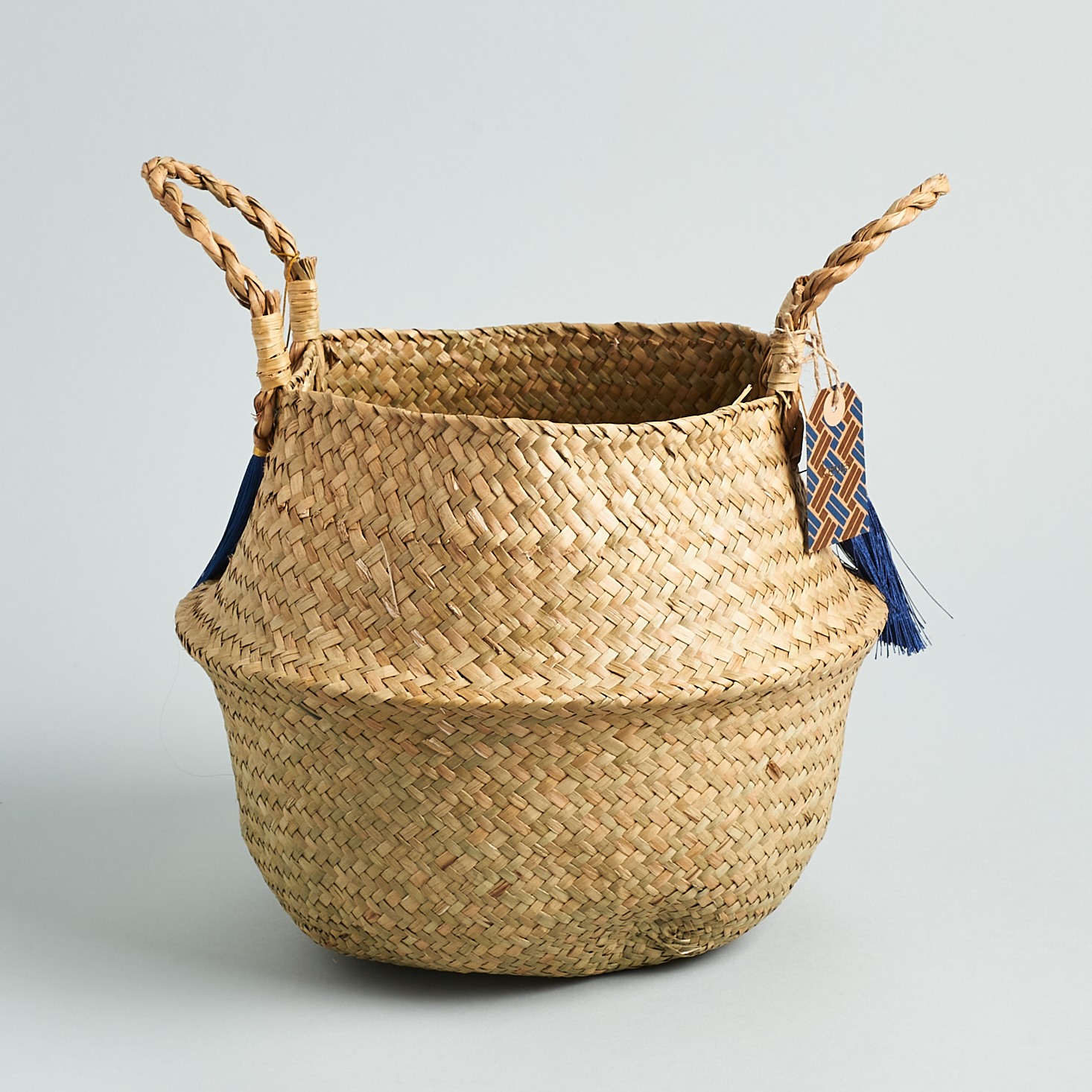 seagrass belly basket from JourneeBox Spring 2021