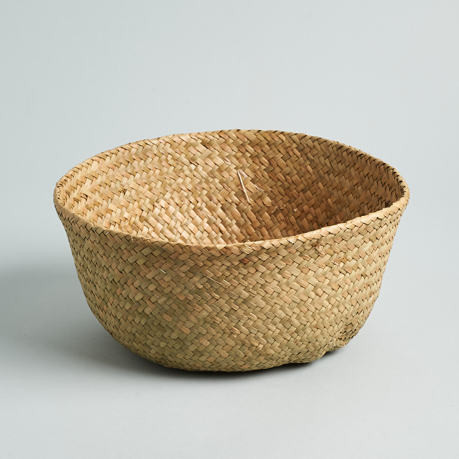 seagrass belly basket from JourneeBox Spring 2021